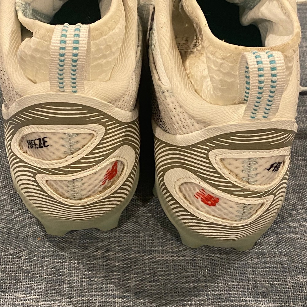 New Balance Freeze LX v2 Lacrosse Cleats Mens White Silver FREEZWT2 Size 7.5 - Picture 11 of 14